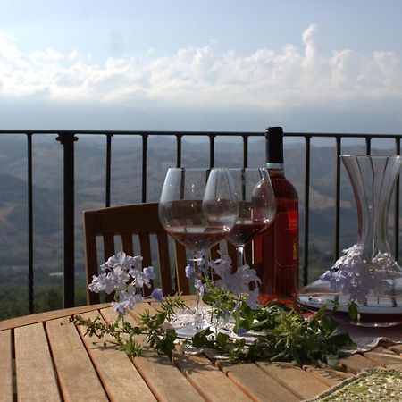 B&B "Za' Vittoria"#Lagodibomba Bagian luar foto