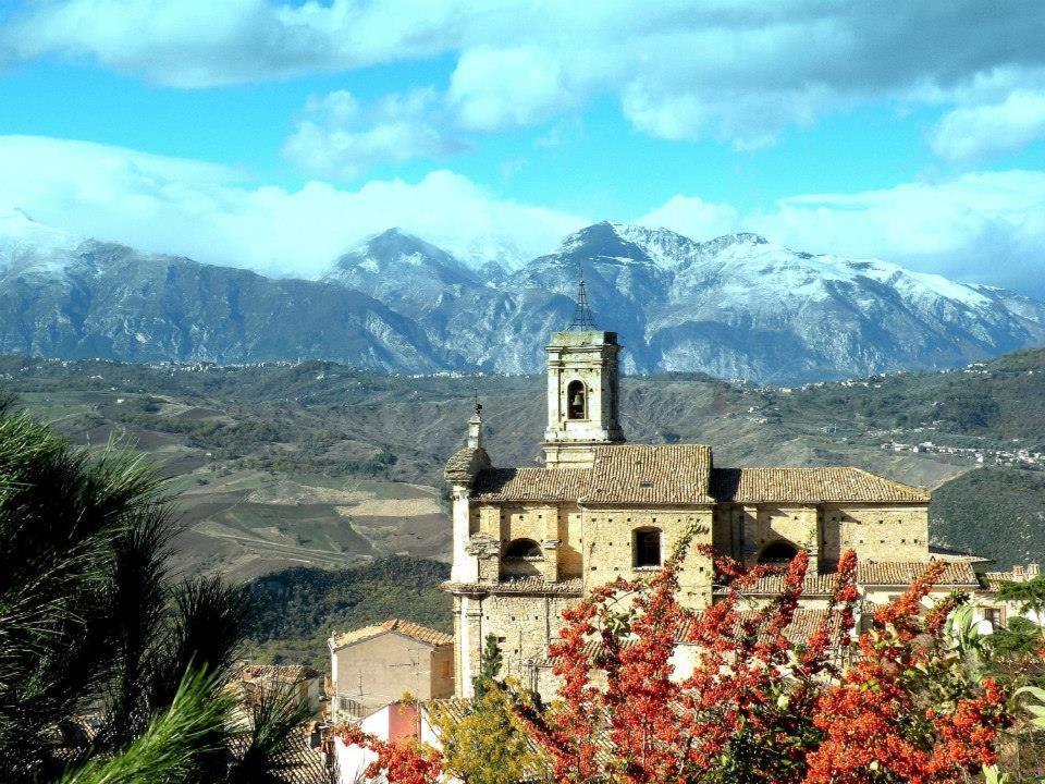 B&B "Za' Vittoria"#Lagodibomba Bagian luar foto