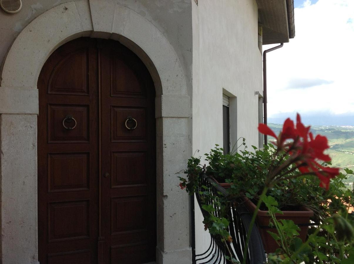 B&B "Za' Vittoria"#Lagodibomba Ruang foto
