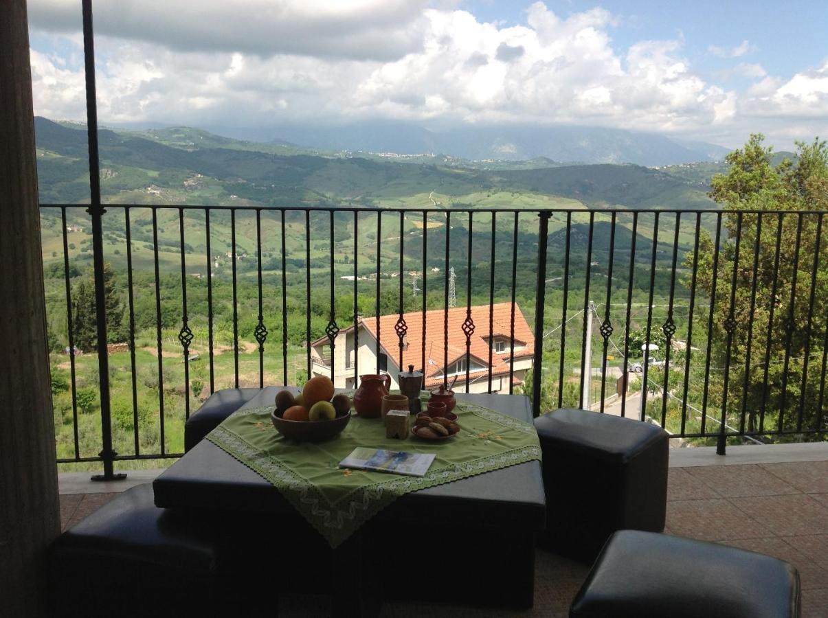 B&B "Za' Vittoria"#Lagodibomba Ruang foto