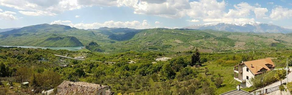 B&B "Za' Vittoria"#Lagodibomba Bagian luar foto