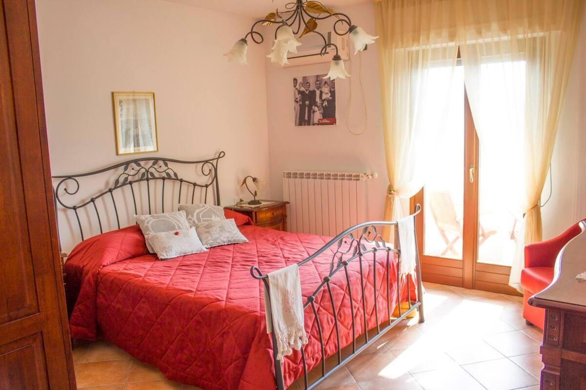 B&B "Za' Vittoria"#Lagodibomba Bagian luar foto